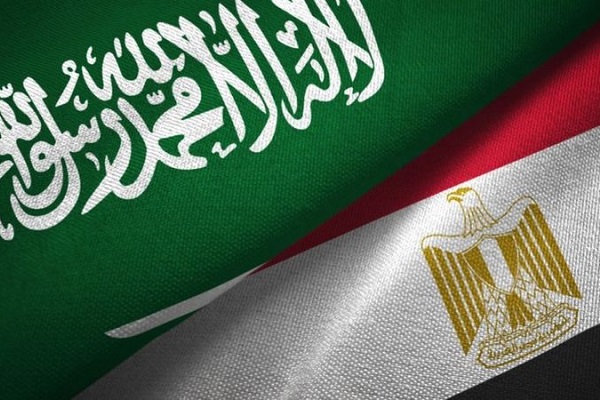 تهدئة سعودية مصرية بعد اشتباك إعلامي.. لماذا انقلب الخليجيون على السيسي؟ 